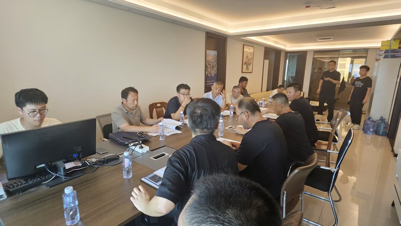 治安支隊派員會同有關(guān)單位現(xiàn)場勘察相關(guān)作業(yè)項目.jpg