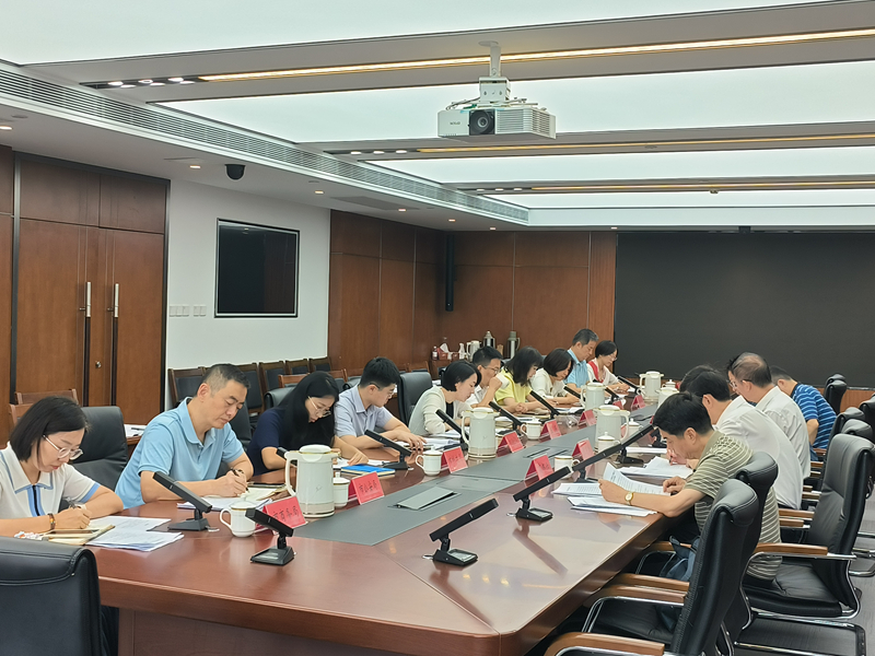 治安支隊(duì)派員參加省服務(wù)業(yè)專題調(diào)研座談會(huì).jpg